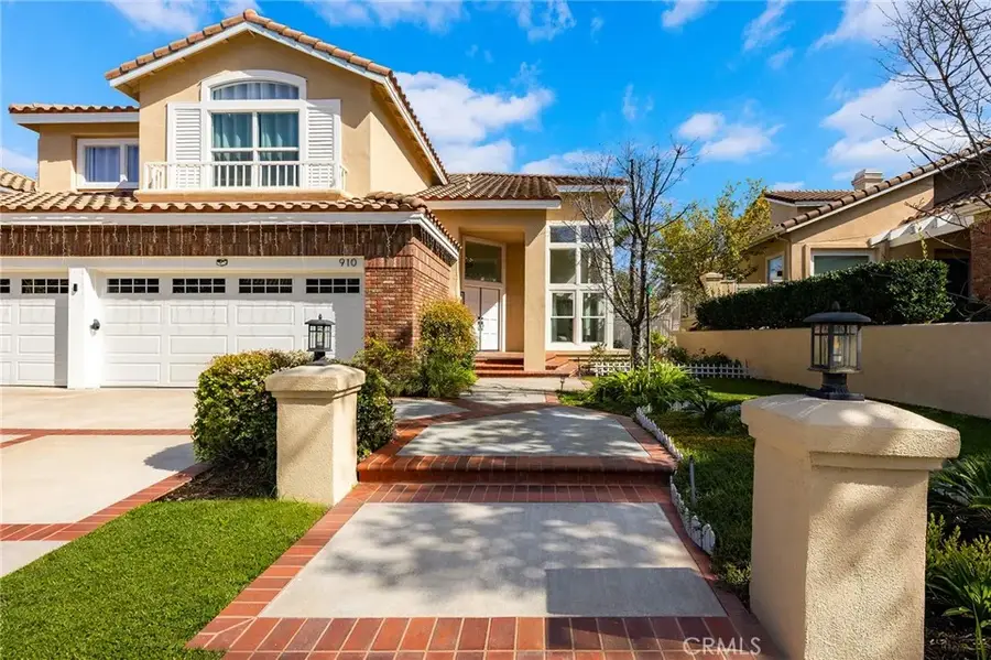 910 S Barton Court, Anaheim, CA 92808 - #3