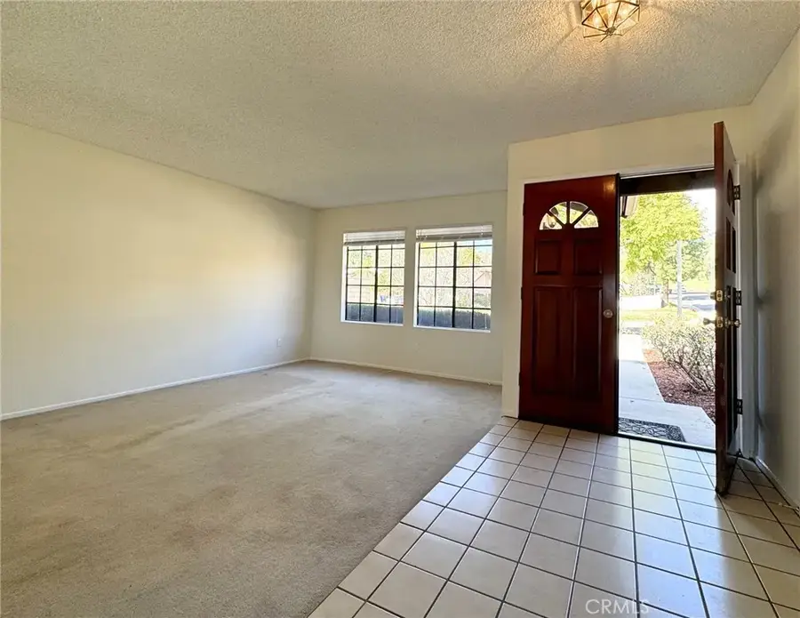 208 Deborah Court, Riverside, CA 92507 - #3