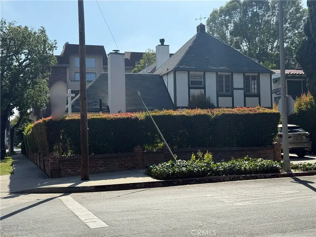 1437 Greenfield Avenue, Los Angeles, CA 90025 - #1