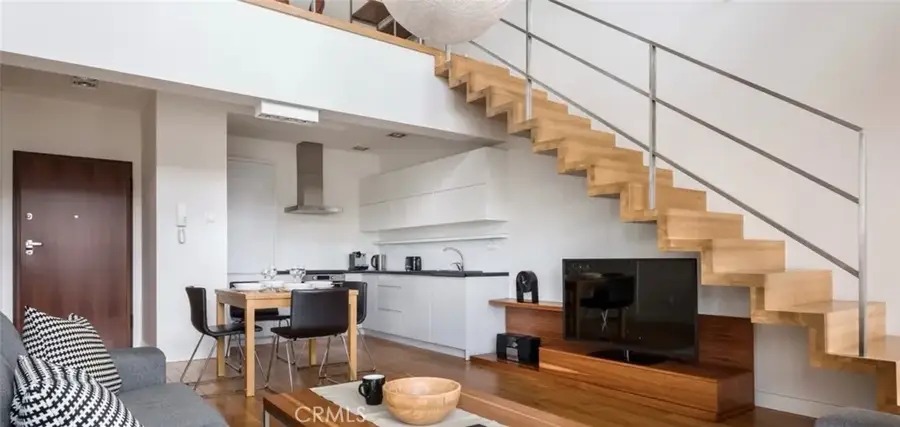 158 E 2nd, Pomona, CA 91766 - #3