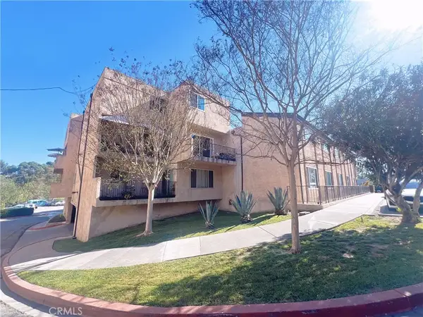 1761 Neil Armstrong #204, Montebello, CA 90640