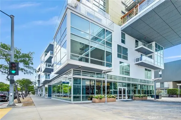 1705 Ocean Avenue #210, Santa Monica, CA 90401