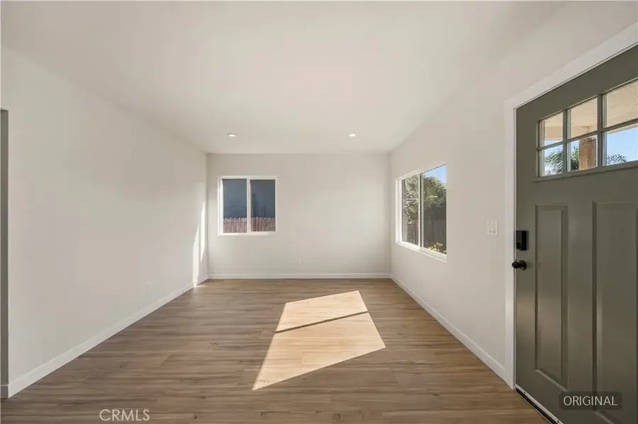 1306 S Cliveden Avenue, Compton, CA 90220 - #3
