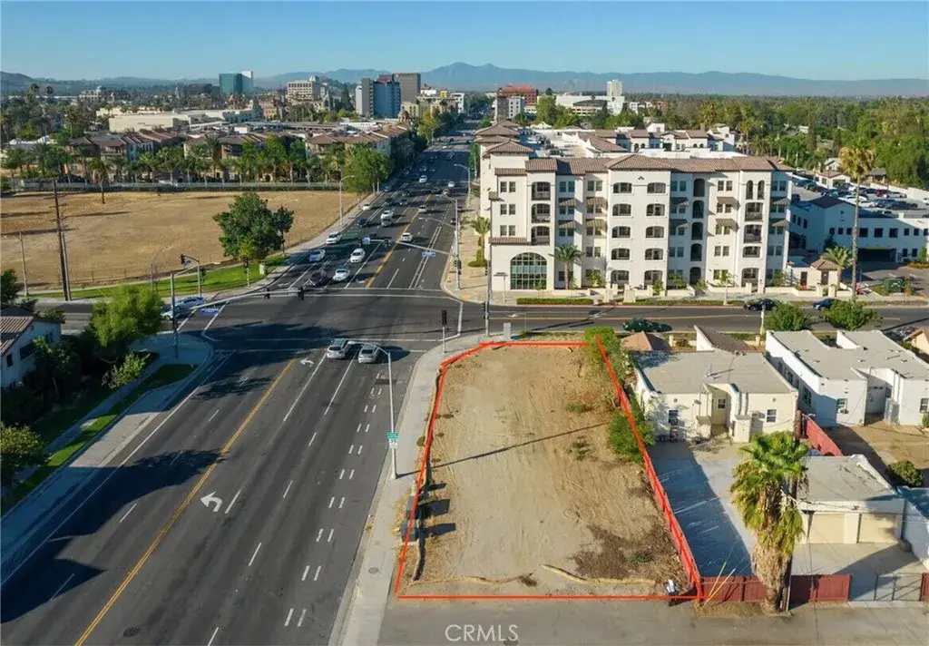 3071 Market, Riverside, CA 92501 - #1