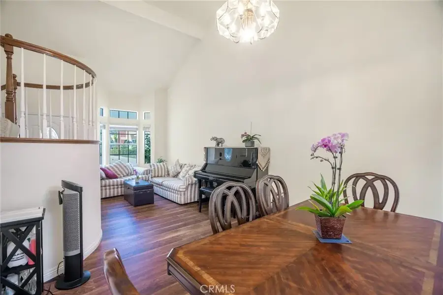 430 W Walnut Avenue West, Monrovia, CA 91016 - #3