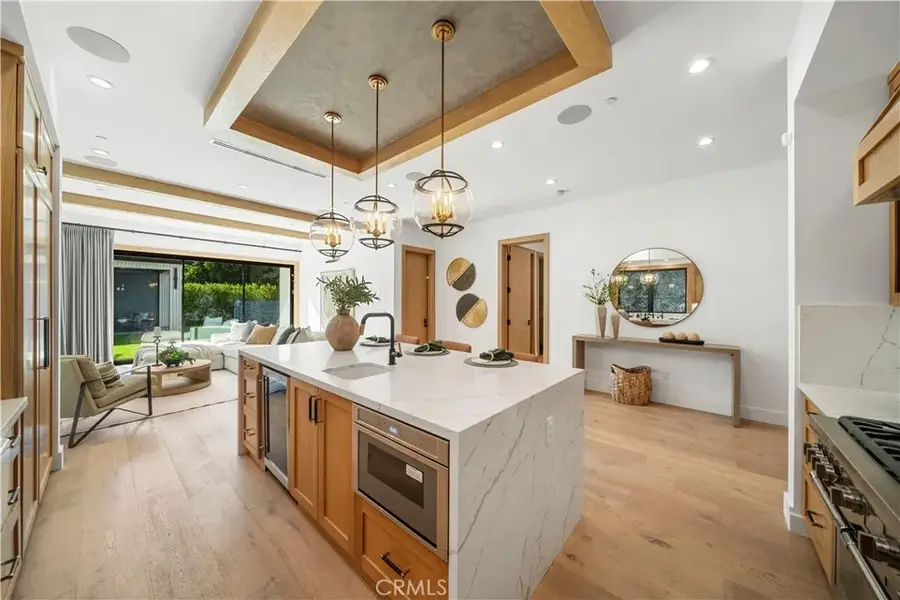 4765 Lemona Avenue, Sherman Oaks, CA 91403 - #2