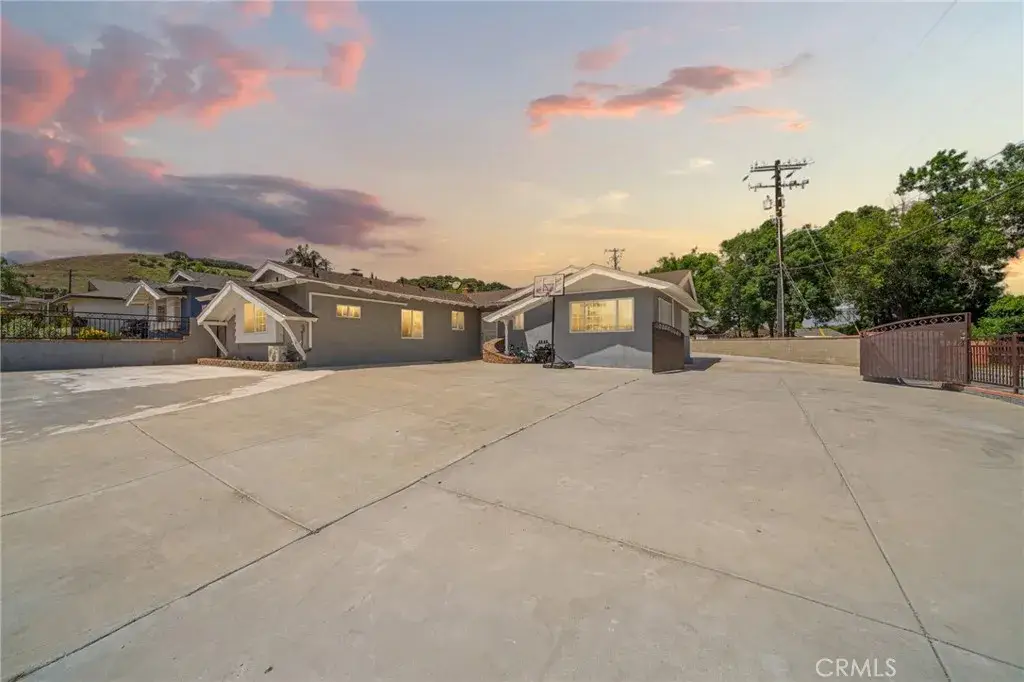 1105 Ameluxen, Hacienda Heights, CA 91745 - #1