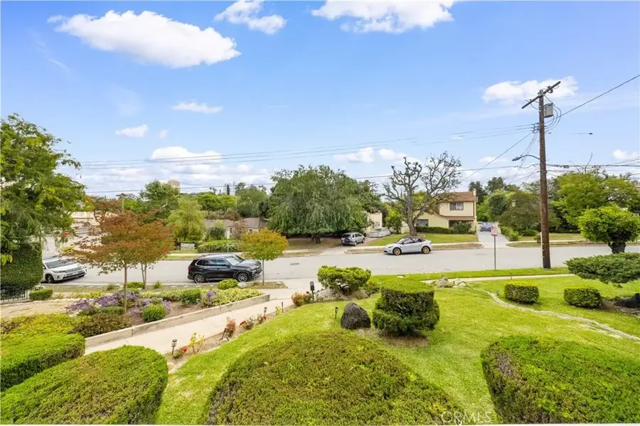 35 W State, Pasadena, CA 91105 - #2