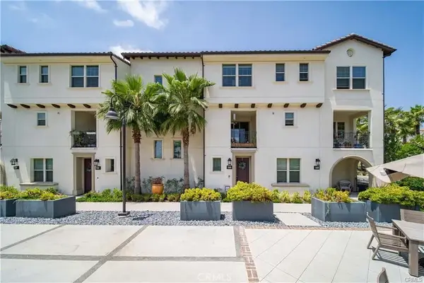 877 Orchid #C, Azusa, CA 91702