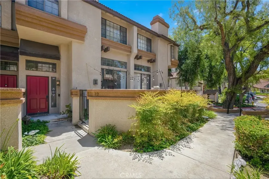 19 Wildflower Place, Phillips Ranch, CA 91766 - #3