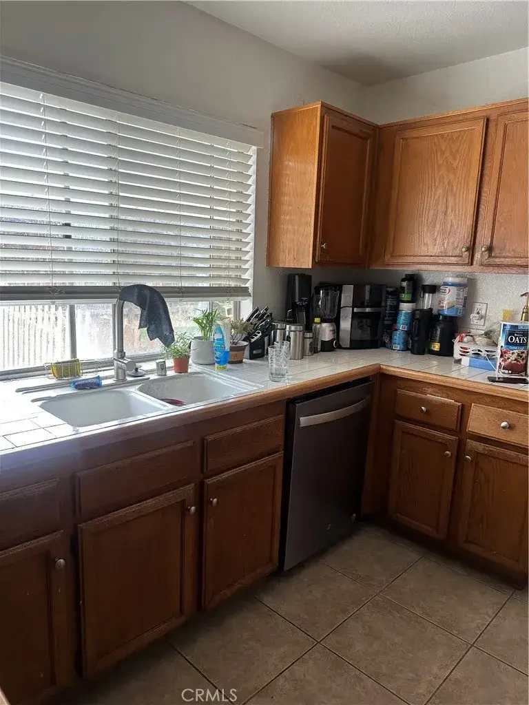 2549 Waterford Court, San Bernardino, CA 92408 - #2
