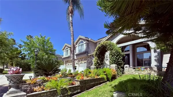 2784 James Street, Corona, CA 92881