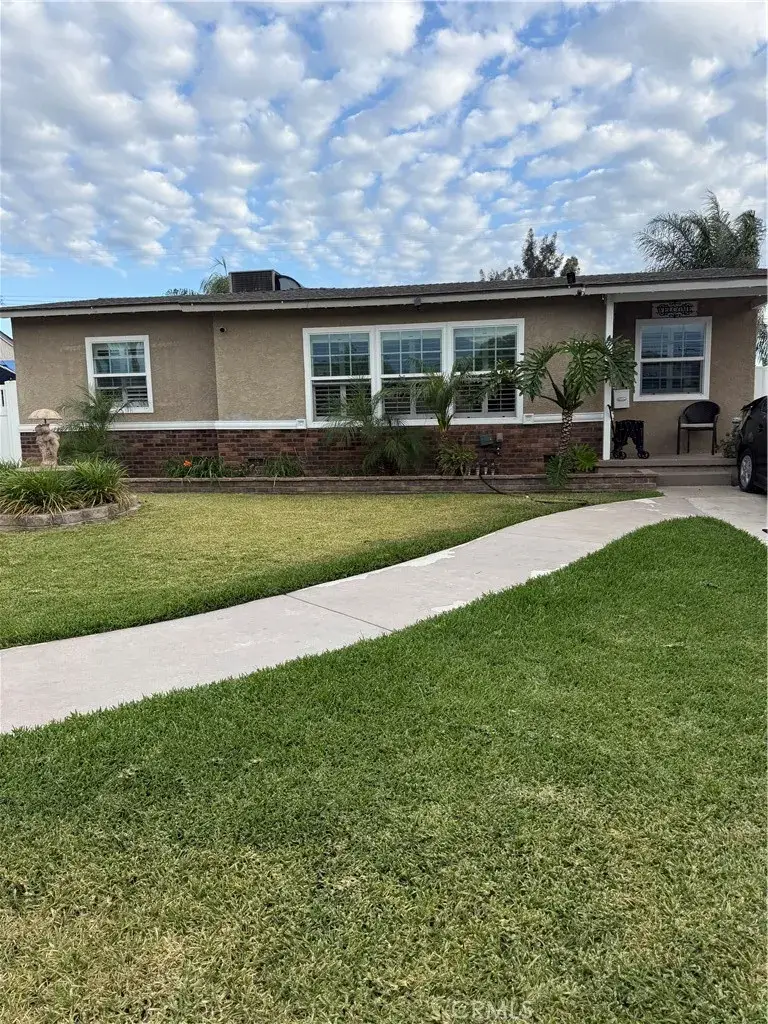 921 Hollowell, Ontario, CA 91762 - #1
