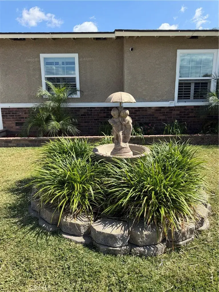 921 Hollowell, Ontario, CA 91762 - #2