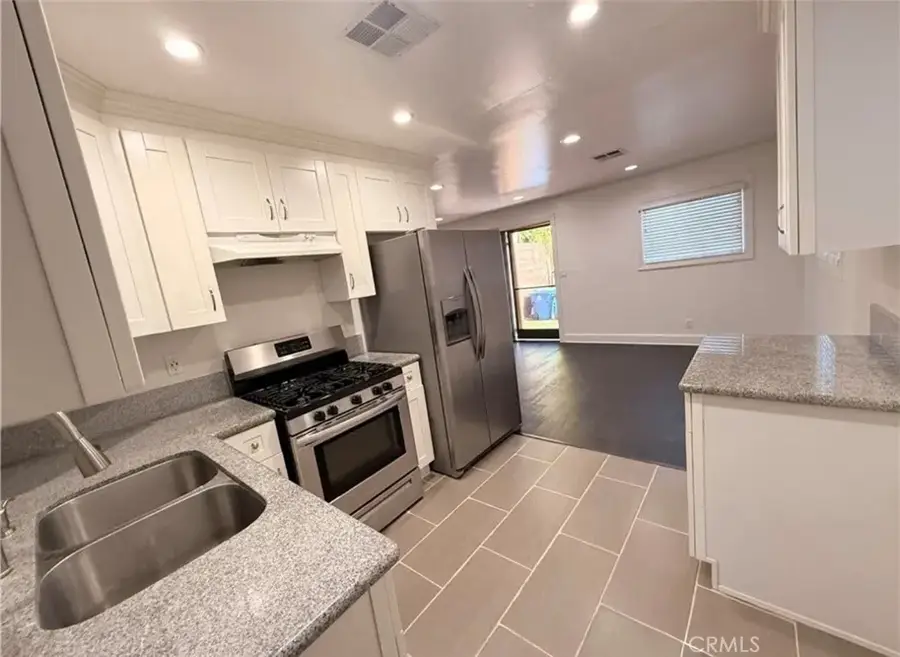 4563-4565 Lexington, Los Angeles, CA 90029 - #2