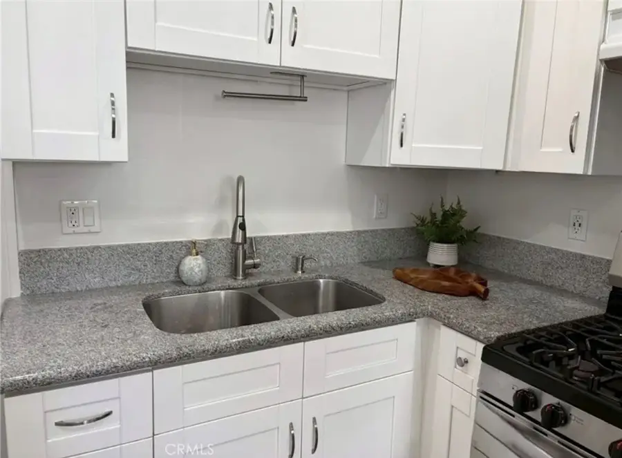 4563-4565 Lexington, Los Angeles, CA 90029 - #3