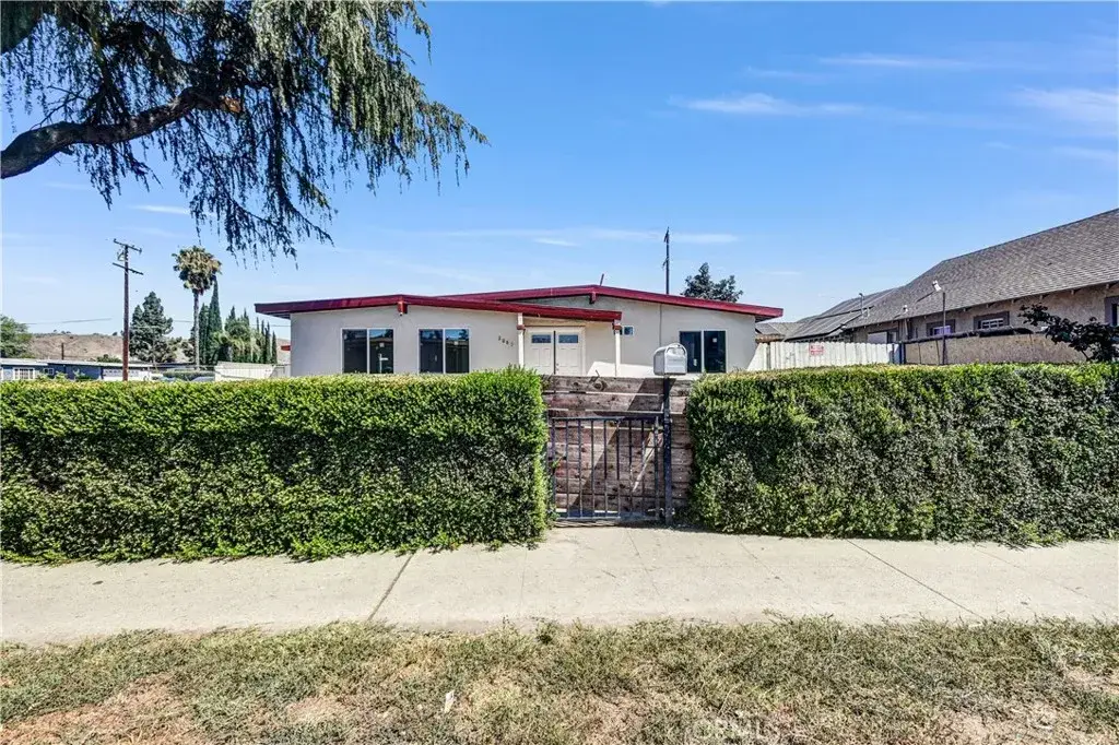 2065 W Orange Grove Avenue, Pomona, CA 91768 - #1