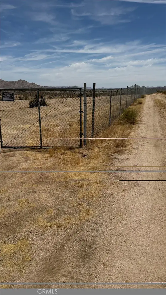 27824 Clark, Apple Valley, CA 92308 - #1