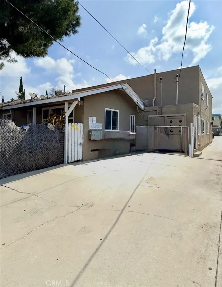 6924 Gentry, North Hollywood, CA 91605 - #1
