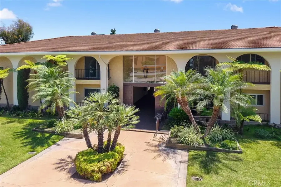 620 W Huntington #216, Arcadia, CA 91007 - #2