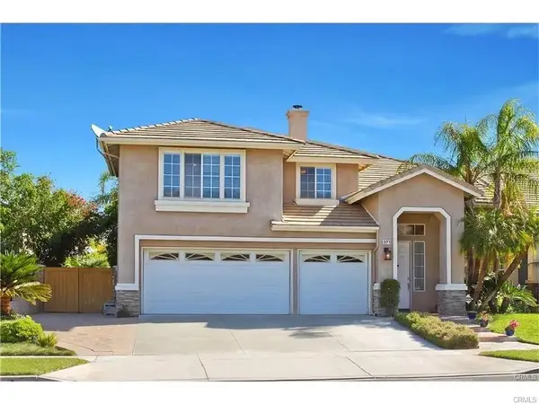 971 Trovita, Corona, CA 92881