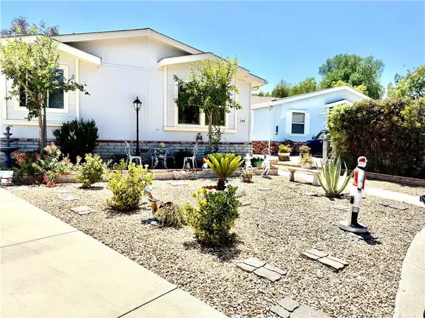 15455 Glenoaks #540, Sylmar, CA 91342