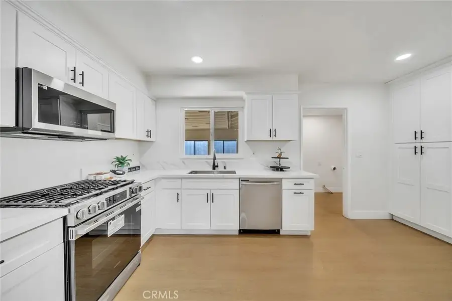 2211 1/8 Casitas Avenue, Altadena, CA 91001 - #3