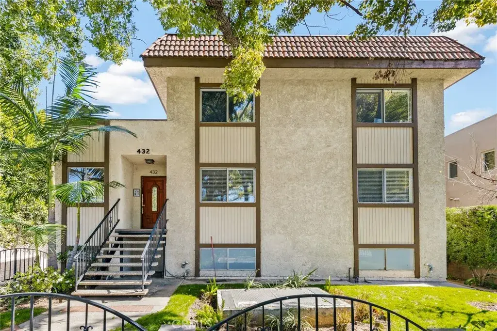 432 S Oak Knoll Avenue #4, Pasadena, CA 91101 - #1