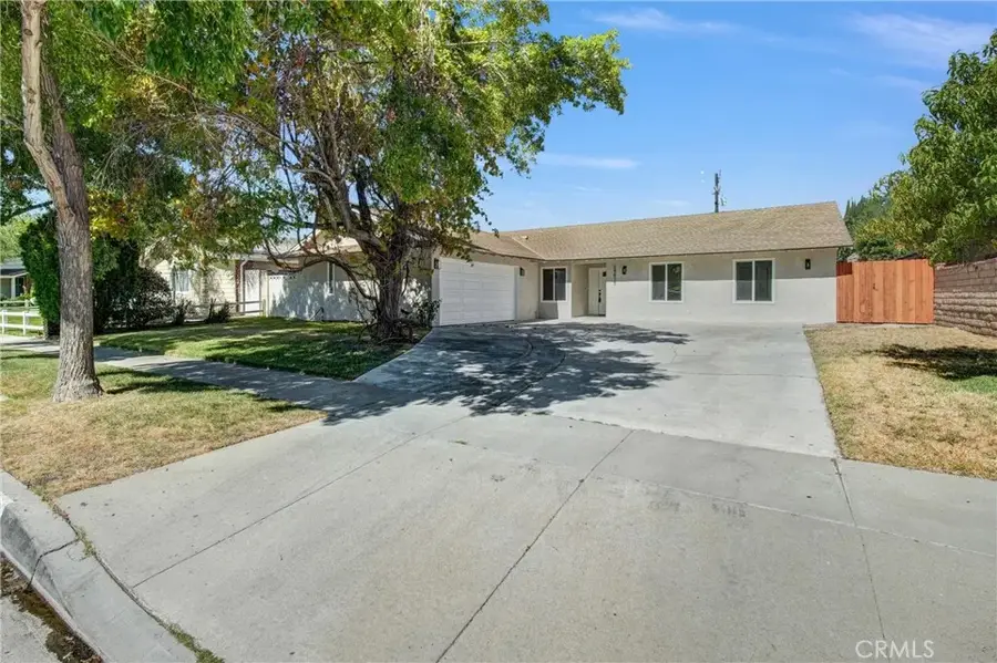 24835 Fourl Road, Newhall, CA 91321 - #3