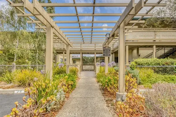 432 Quail Run Court, Del Rey Oaks, CA 93940