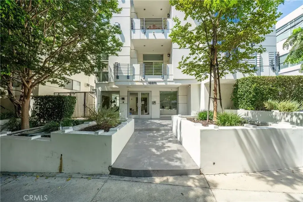 10911 Wellworth #1A, Los Angeles, CA 90024 - #1