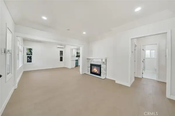 1020 W 70th Street, Los Angeles, CA 90044