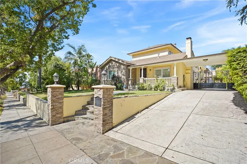 1025 E San Jose Ave, Burbank, CA 91501 - #1