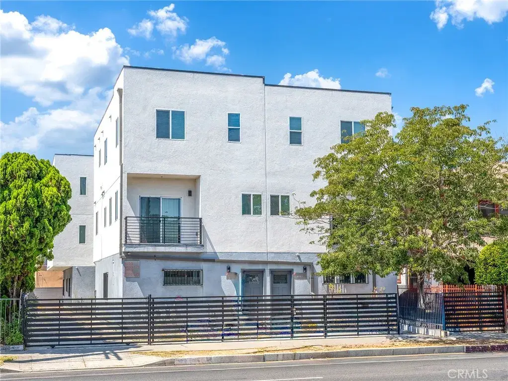 4103 S Normandie Avenue, Los Angeles, CA 90037 - #1