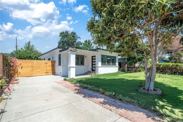 329 W Whiting Avenue, Fullerton, CA 92832