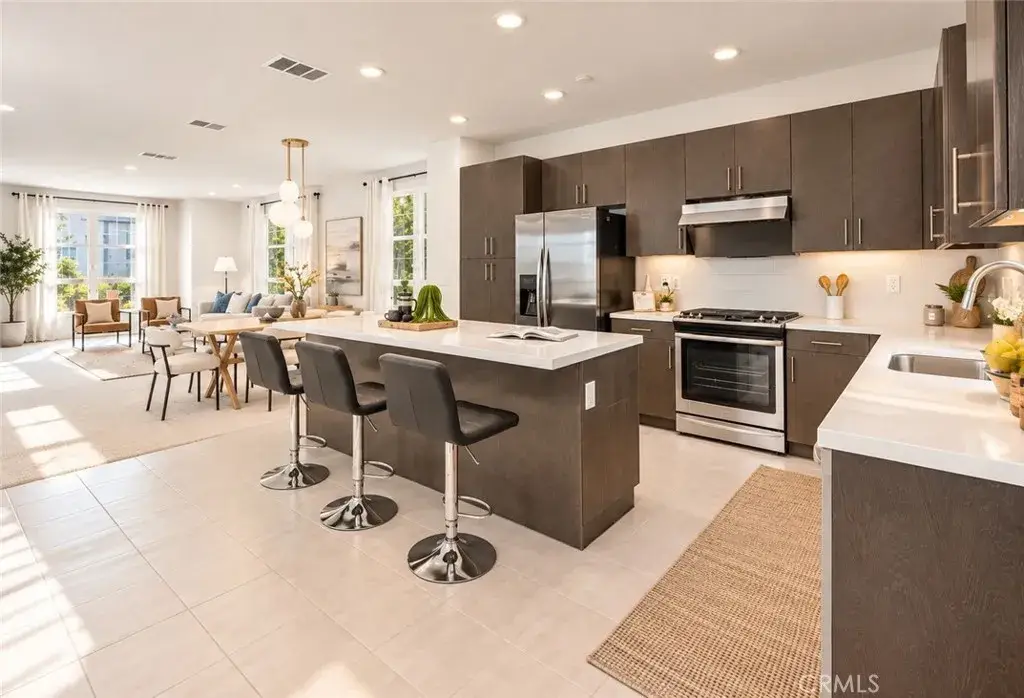 2700 E Chaucer #41, Los Angeles, CA 90065 - #1