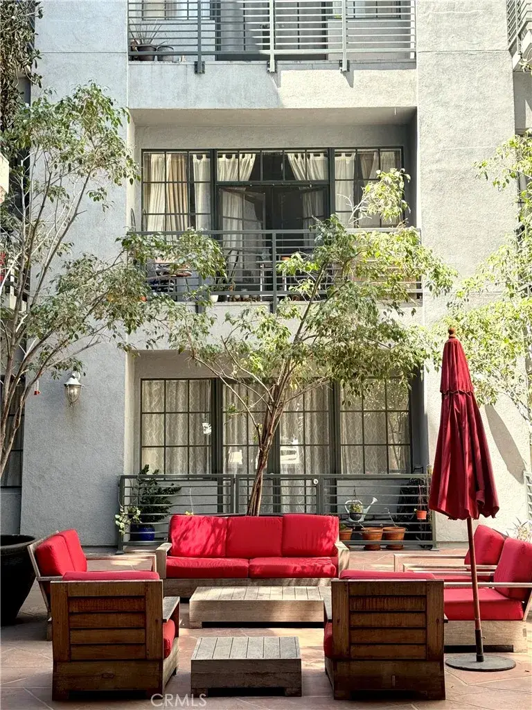 420 S San Pedro Street #405, Los Angeles, CA 90013 - #3
