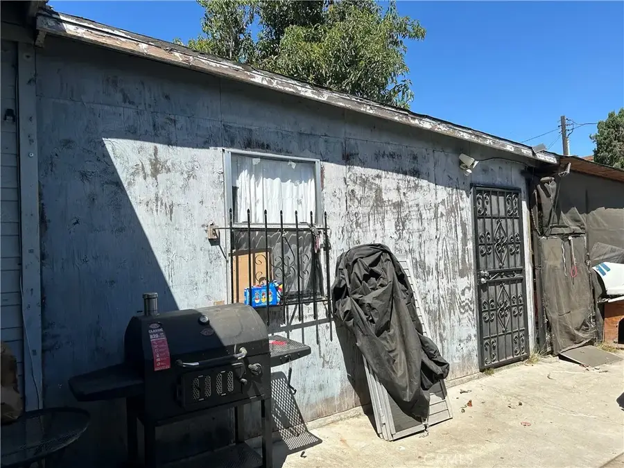 797 E Pine, Compton, CA 90221 - #2
