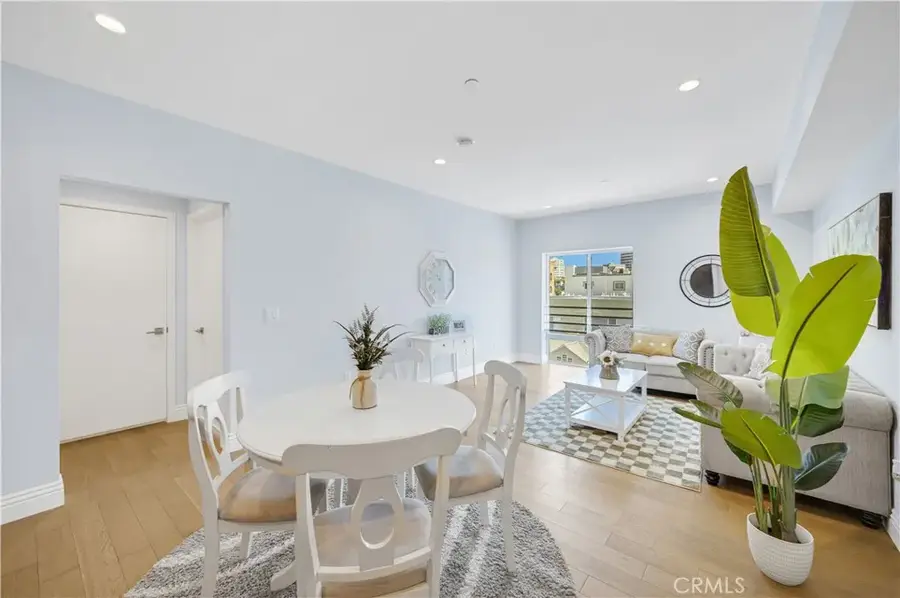 2939 Leeward #403, Los Angeles, CA 90005 - #2