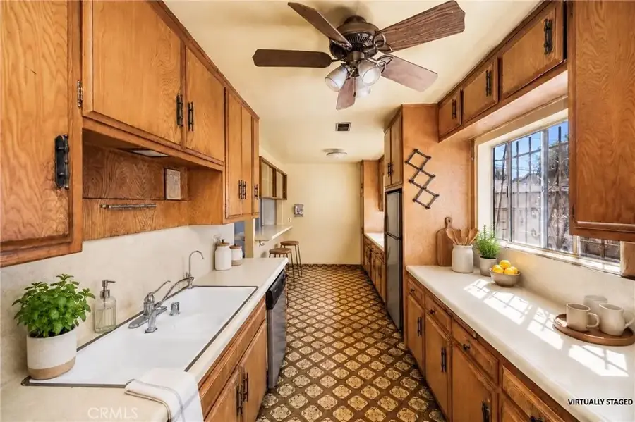 638 E 137th, Los Angeles, CA 90059 - #3