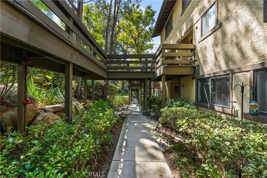 1052 Seco, Pasadena, CA 91103 - #1