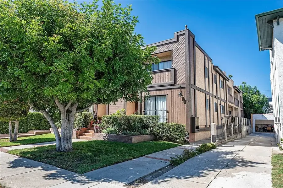 1137 N Maryland Ave #4, Glendale, CA 91207 - #3