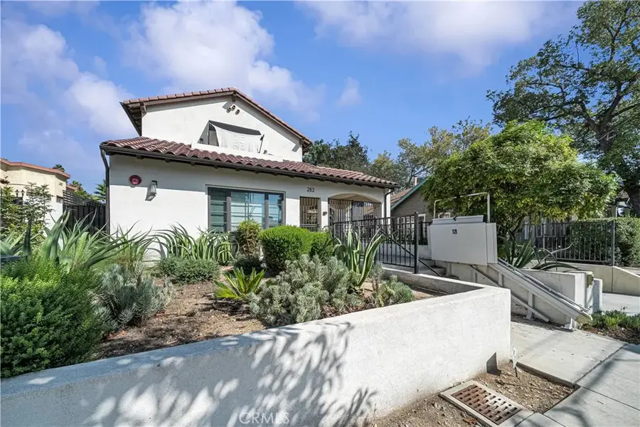 262 N Wilson Avenue #104, Pasadena, CA 91106 - #3