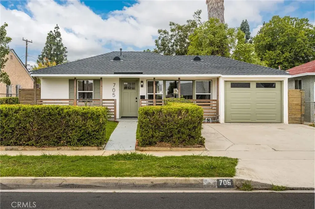 705 S Corlett Avenue, Compton, CA 90220 - #1