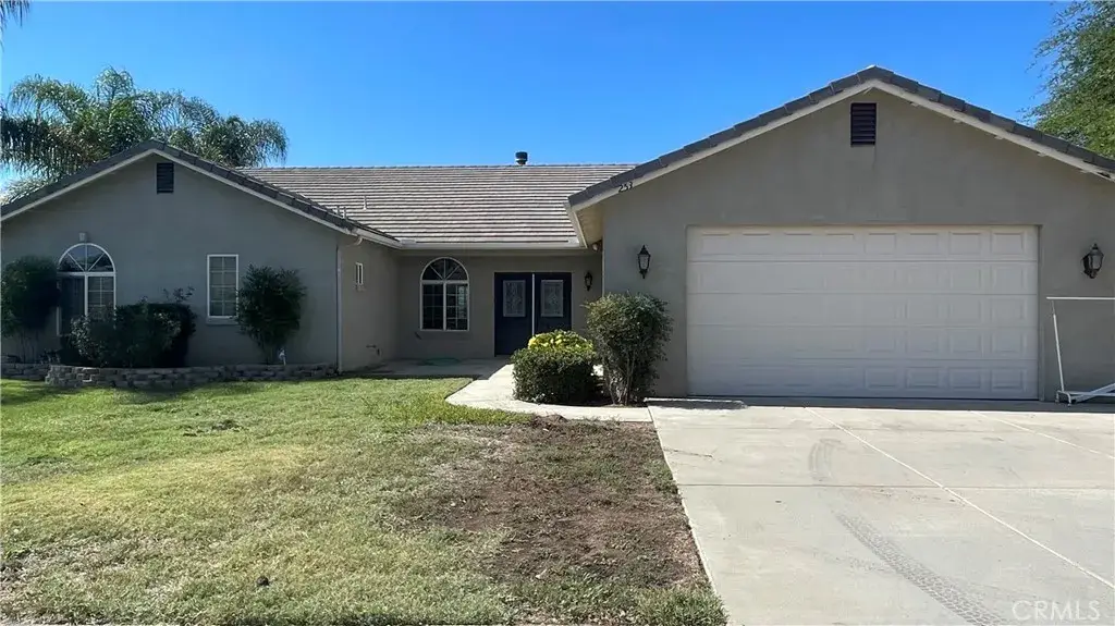 253 W County Line, Calimesa, CA 92320 - #1