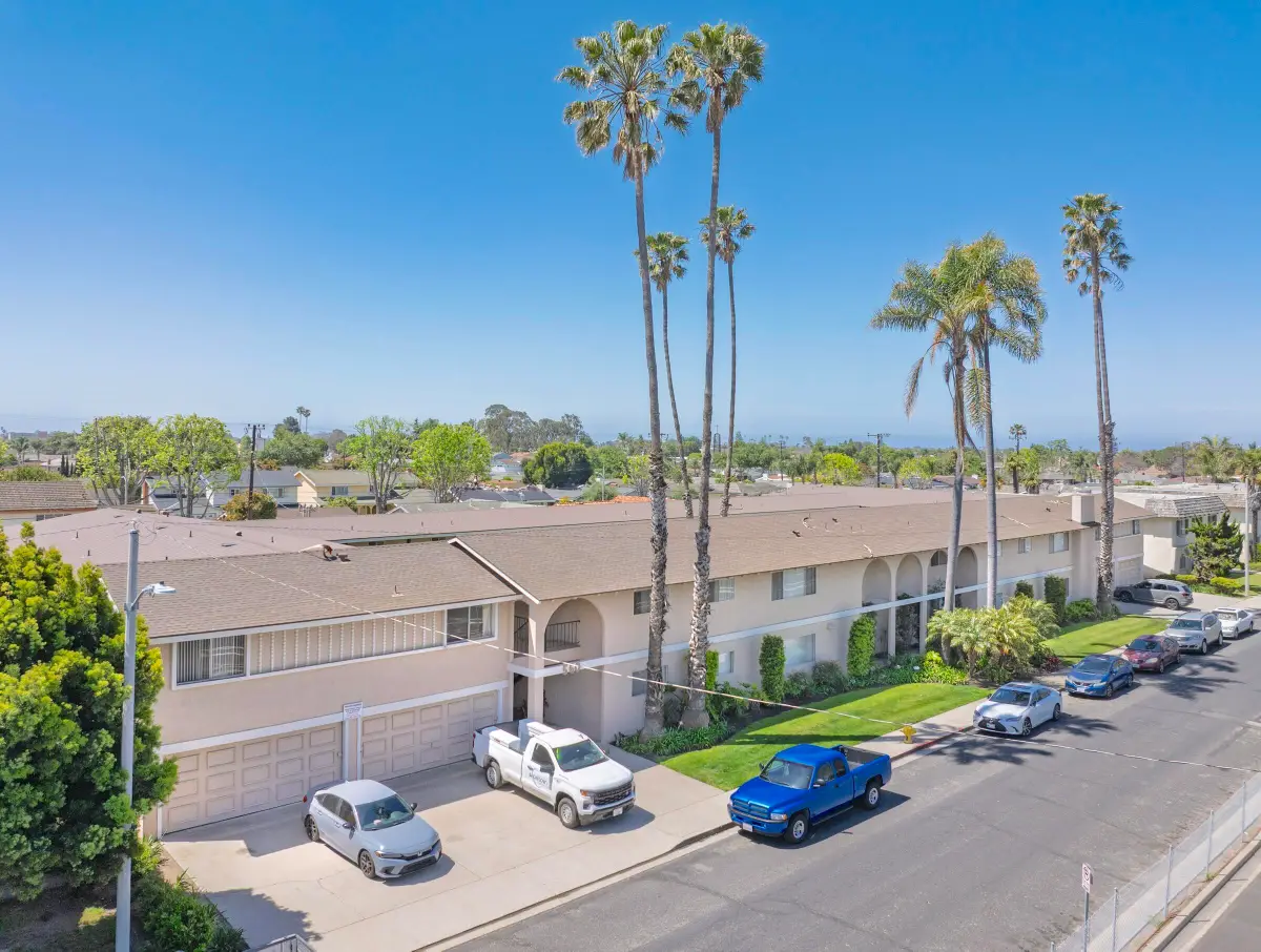 560 W Gonzales Road, Oxnard, CA 93030 - Image #1