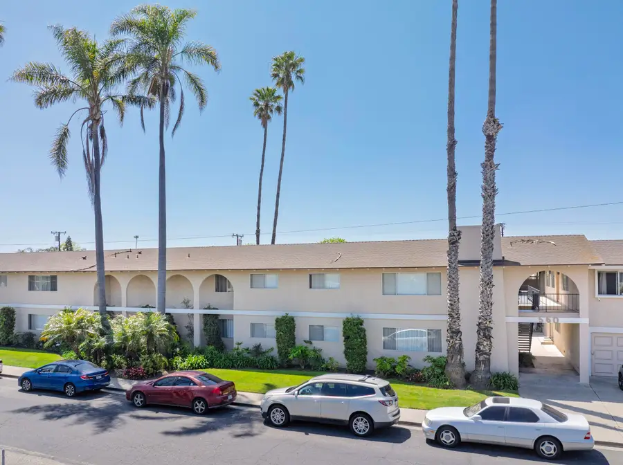 560 W Gonzales Road, Oxnard, CA 93030 - Image #2