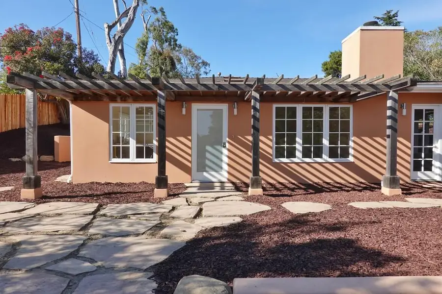 1324 Kenwood Road, Santa Barbara, CA 93109 - Image #3