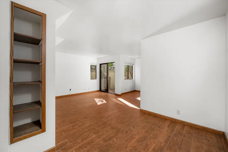 522 W Victoria Street #B, Santa Barbara, CA 93101 - Image #3