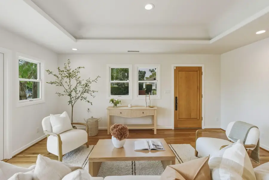 220 Santa Rosa Place, Santa Barbara, CA 93109 - Image #3